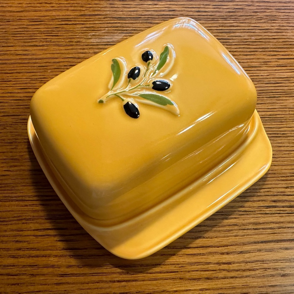 Revol La Porcelaine, France Butter Dish